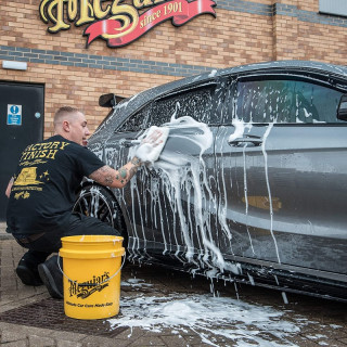 Meguiars Ultimate Wash &amp; Wax - Shampoo